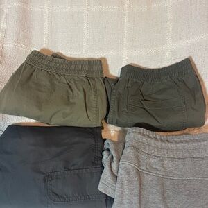 Plugg Kids' Black and Gray Shorts Set